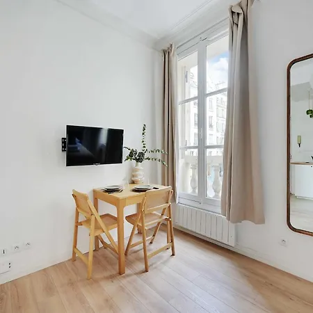 Charming Flat - Rambuteau - Mobility Lease * Parijs