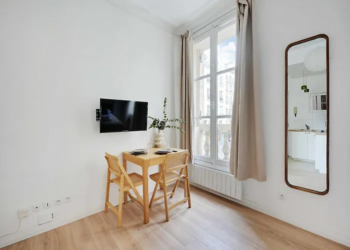 Charming Flat - Rambuteau - Mobility Lease * Parijs